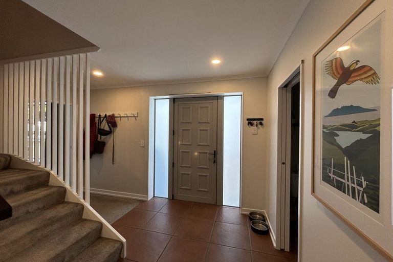 Photo of property in 29 Kiriwai Road, Paremata, Porirua, 5024