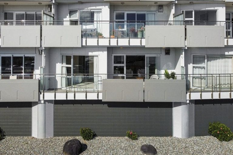 Photo of property in Quarterdeck, 3/4 Buller Street, New Plymouth, 4310