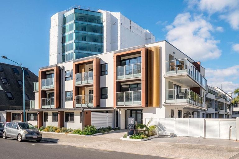 Photo of property in 110/6 Adams Avenue, Mount Maunganui, 3116