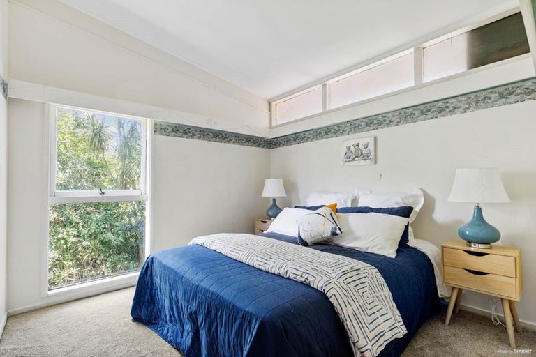 Photo of property in 2 Park Hill Road, Birkenhead, Auckland, 0626