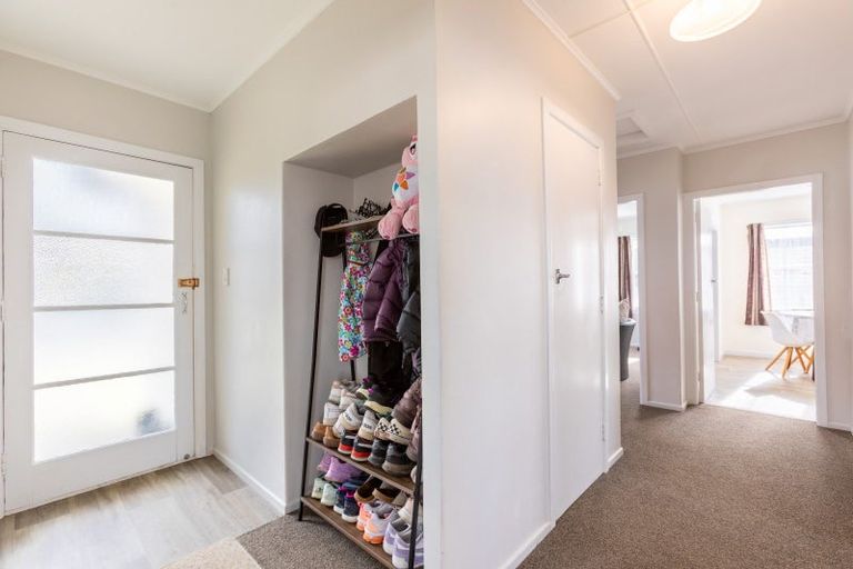 Photo of property in 34 James Street, Dannevirke, 4930