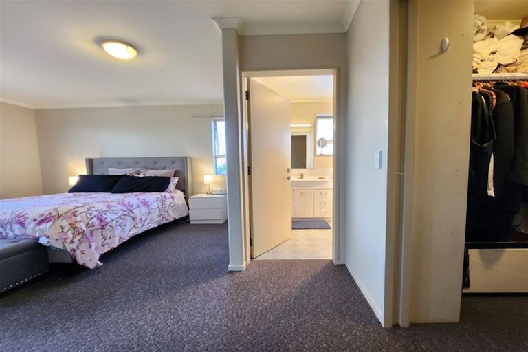 Photo of property in 24b Bathgate Street, Johnsonville, Wellington, 6037