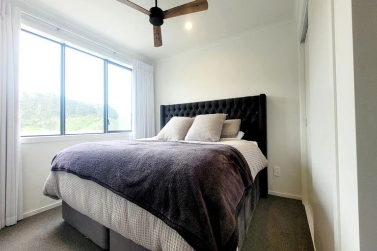 Photo of property in 3 Holystone Road, Whitby, Porirua, 5024