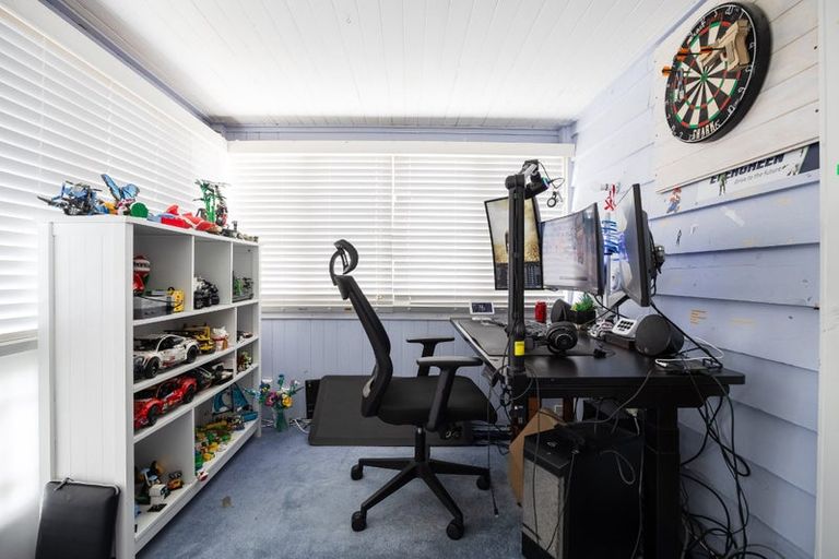Photo of property in 237 Beach Road, Campbells Bay, Auckland, 0630