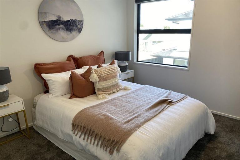 Photo of property in 4/8 Lyndon Street, Riccarton, Christchurch, 8011