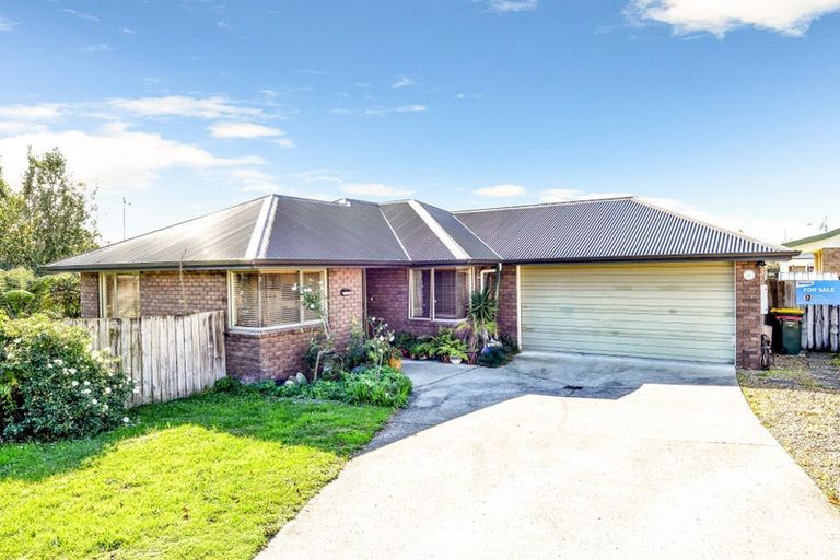 Photo of property in 17 Wembley Close, Nawton, Hamilton, 3200