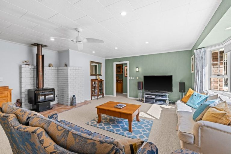 Photo of property in 283 Church Road, Greenmeadows, Napier, 4112