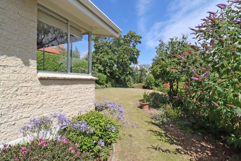Photo of property in 16 Ure Street, South Hill, Oamaru, 9400