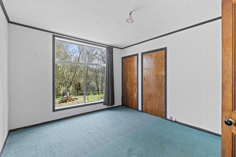 Photo of property in 19 Gordon Terrace, Hunterville, 4730