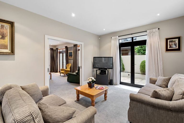 Photo of property in 59 Mansfield Avenue, St Albans, Christchurch, 8014