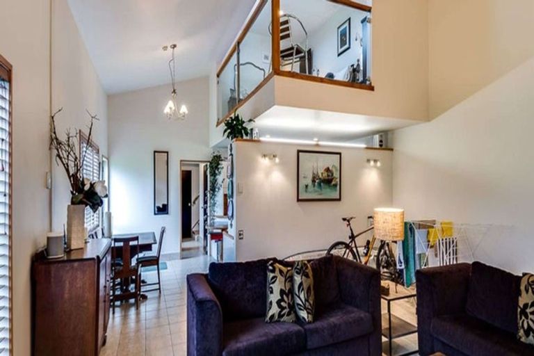 Photo of property in 56 School Road, Clive, 4102