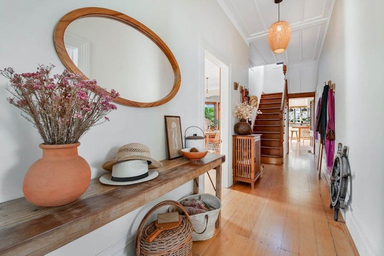 Photo of property in 4 Mays Street, Devonport, Auckland, 0624