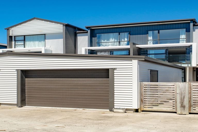 Photo of property in 35 Settlers Avenue, Hobsonville, Auckland, 0618