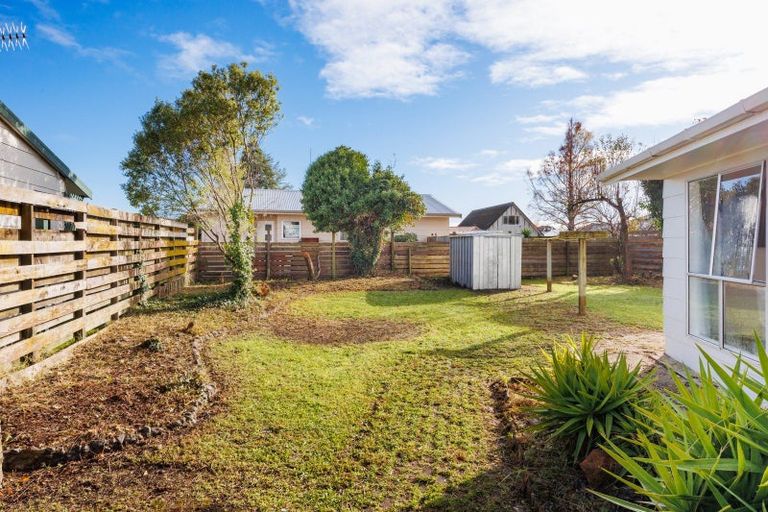 Photo of property in 41 Acacia Street, Kelvin Grove, Palmerston North, 4414