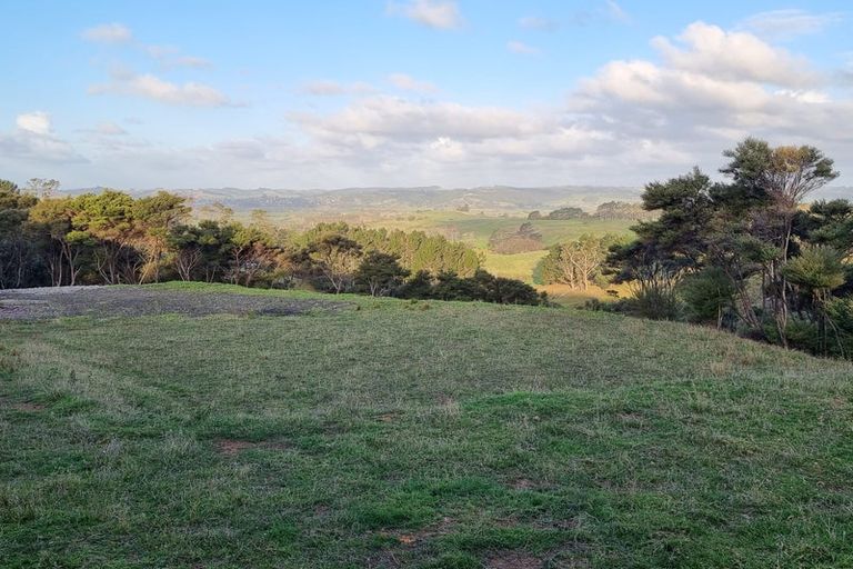 Photo of property in 389 Rimmer Road, Helensville, 0875