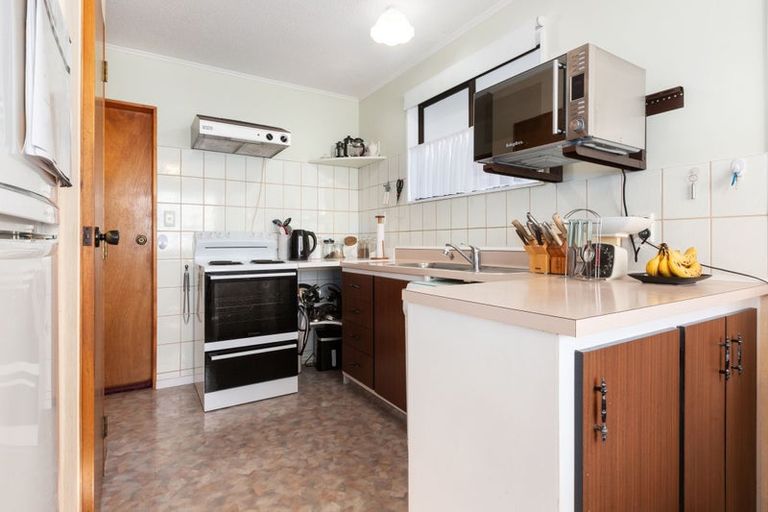 Photo of property in 124 Pikarere Street, Titahi Bay, Porirua, 5022