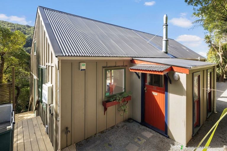 Photo of property in 216 Barnard Street, Wadestown, Wellington, 6012