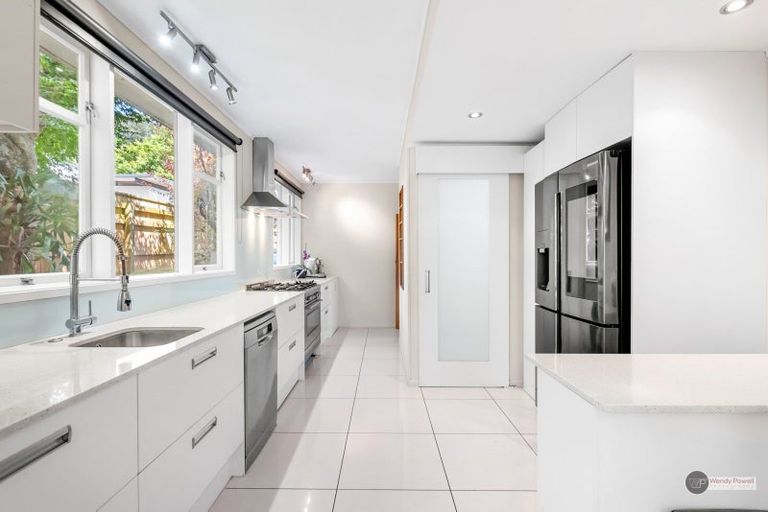 Photo of property in 44 Manuka Street, Stokes Valley, Lower Hutt, 5019