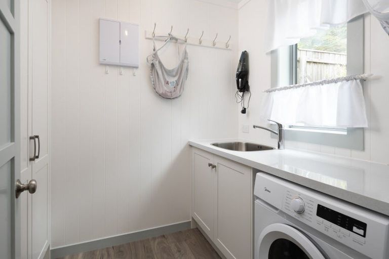 Photo of property in 32 Main Road, Havelock, 7100