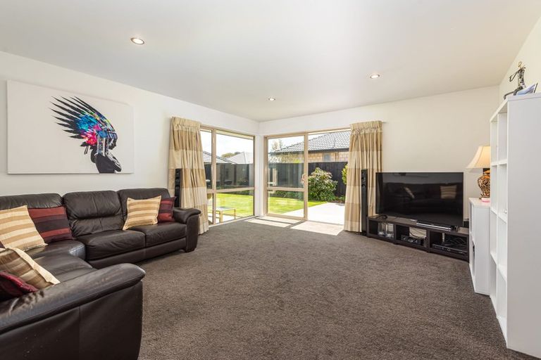 Photo of property in 6 Bayliss Close, Northwood, Christchurch, 8051