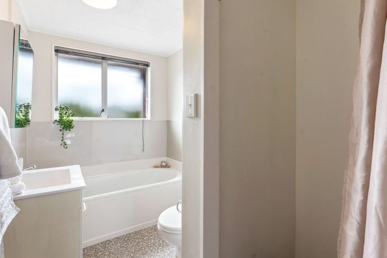 Photo of property in 3/8 Tawai Street, Trentham, Upper Hutt, 5018