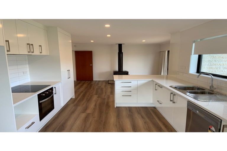 Photo of property in 17 Kentigern Close, Pakuranga, Auckland, 2010