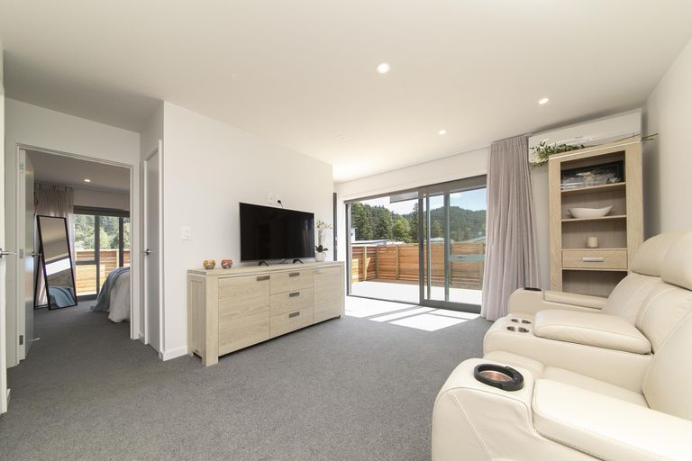 Photo of property in 20 Duke Street, Riverhead, 0820