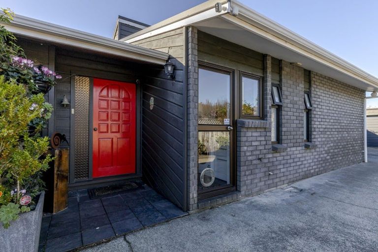 Photo of property in 99 Barrett Road, Whalers Gate, New Plymouth, 4310