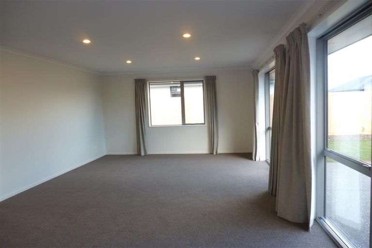Photo of property in 17 Raranga Street, Marshland, Christchurch, 8083