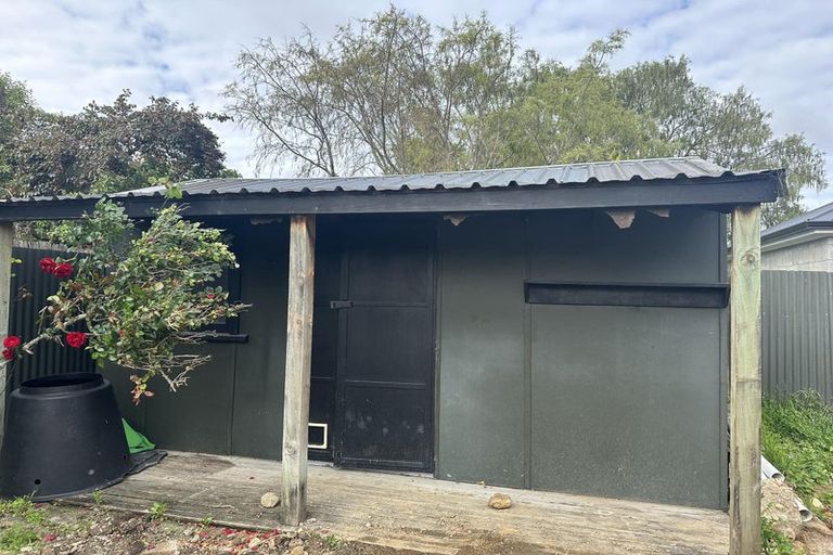 Photo of property in 4 Bathurst Street, Silverstream, Upper Hutt, 5019