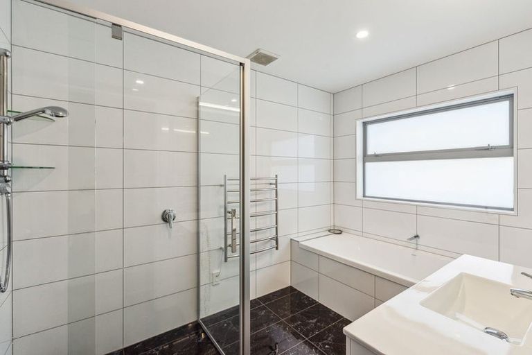 Photo of property in 15 Taranui Way, Paraparaumu Beach, Paraparaumu, 5032