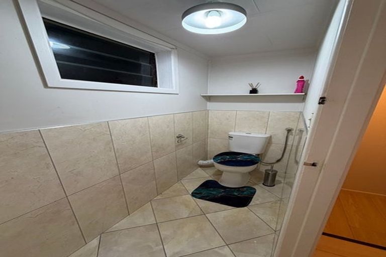 Photo of property in 15 Sturdee Road, Manurewa, Auckland, 2102