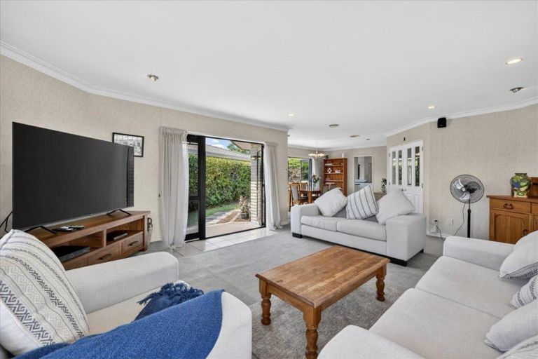 Photo of property in 4 Halesia Place, Mount Maunganui, 3116
