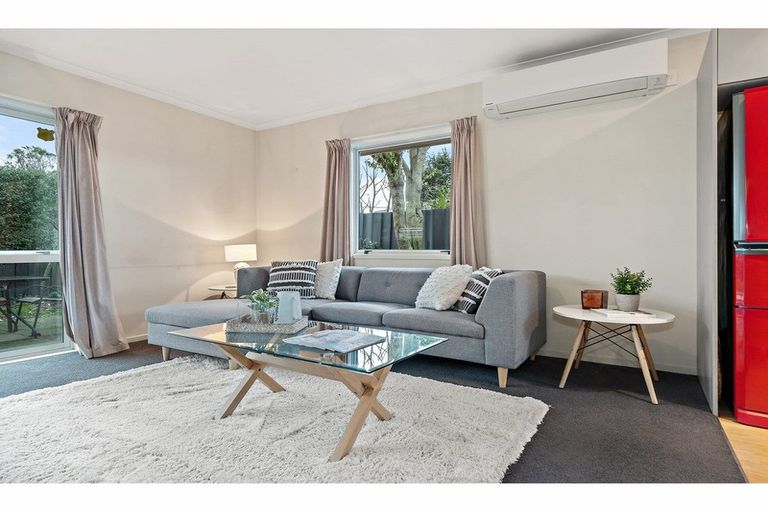 Photo of property in 21 Dampier Street, Woolston, Christchurch, 8023