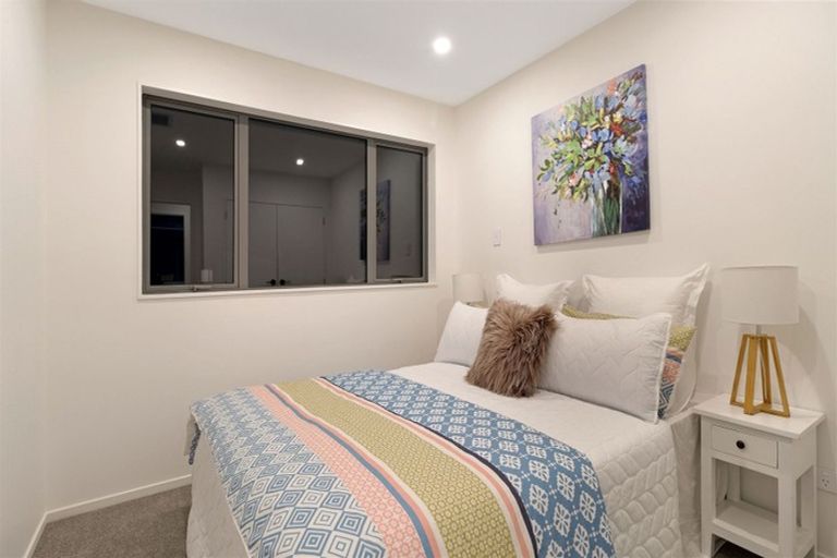 Photo of property in 7 Hea Road, Hobsonville, Auckland, 0616