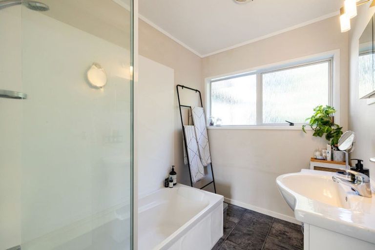 Photo of property in 34 Caernarvon Street, Dinsdale, Hamilton, 3204