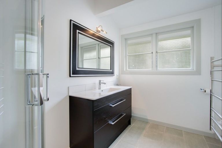 Photo of property in 18 Keirunga Road, Havelock North, 4130