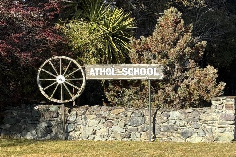 Photo of property in 23a Hythe Street, Athol, 9793