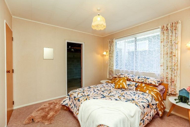 Photo of property in 13 Karamu Street, Strandon, New Plymouth, 4312