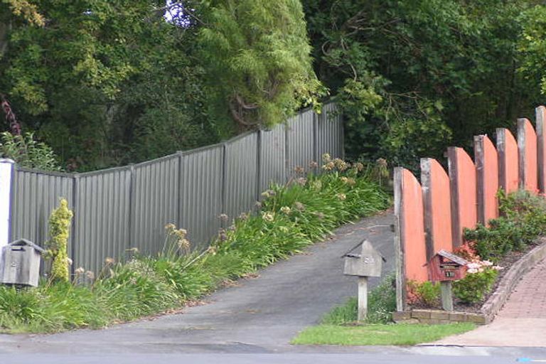 Photo of property in 23 Raelene Place, Massey, Auckland, 0614