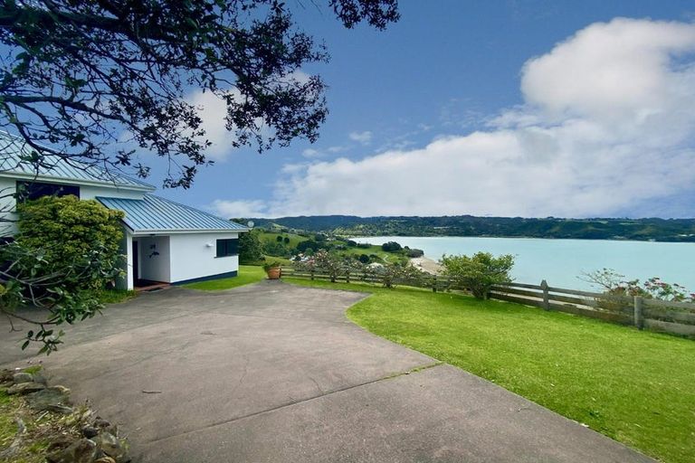 Photo of property in 71 Manganese Point Road, Tamaterau, Whangarei, 0174