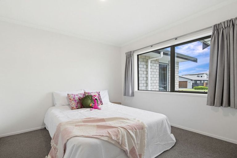 Photo of property in 12 Kipling Crescent, Owhata, Rotorua, 3010