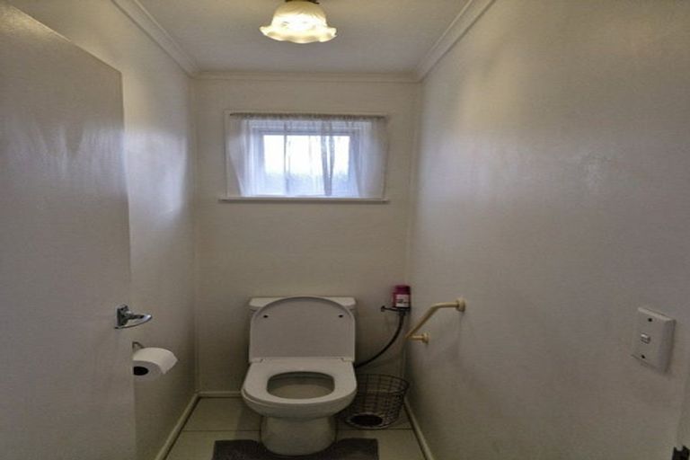 Photo of property in 119 Eskdale Road, Birkdale, Auckland, 0626