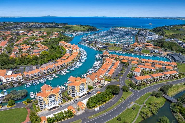 Photo of property in 41 Waterside Crescent, Gulf Harbour, Whangaparaoa, 0930