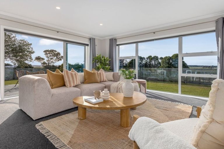 Photo of property in 11 Maury Place, Foxton, 4814