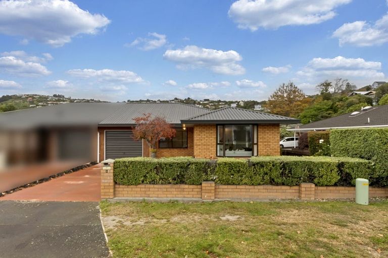 Photo of property in 1/1 Torvill And Dean Lane, Cashmere, Christchurch, 8022