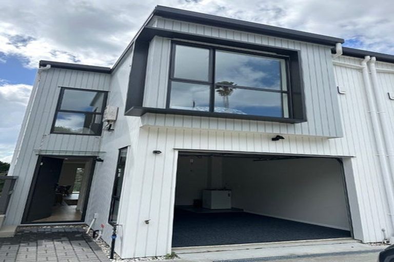 Photo of property in 4/10b Huka Road, Birkenhead, Auckland, 0626
