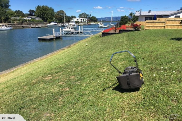 Photo of property in 6 Lady Jocelyn Place, Whitianga, 3510