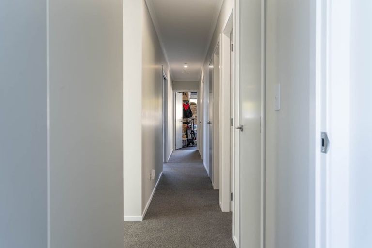 Photo of property in 13 Topsail Way, Whitby, Porirua, 5024