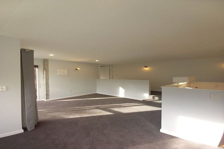 Photo of property in 89 Black Rock Road, Newlands, Wellington, 6037